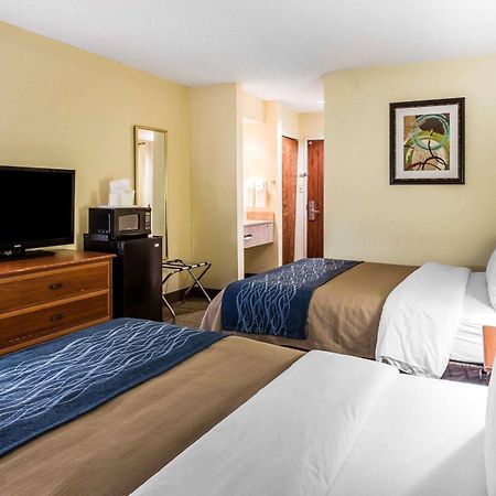 Quality Inn Darien-North Brunswick Dış mekan fotoğraf