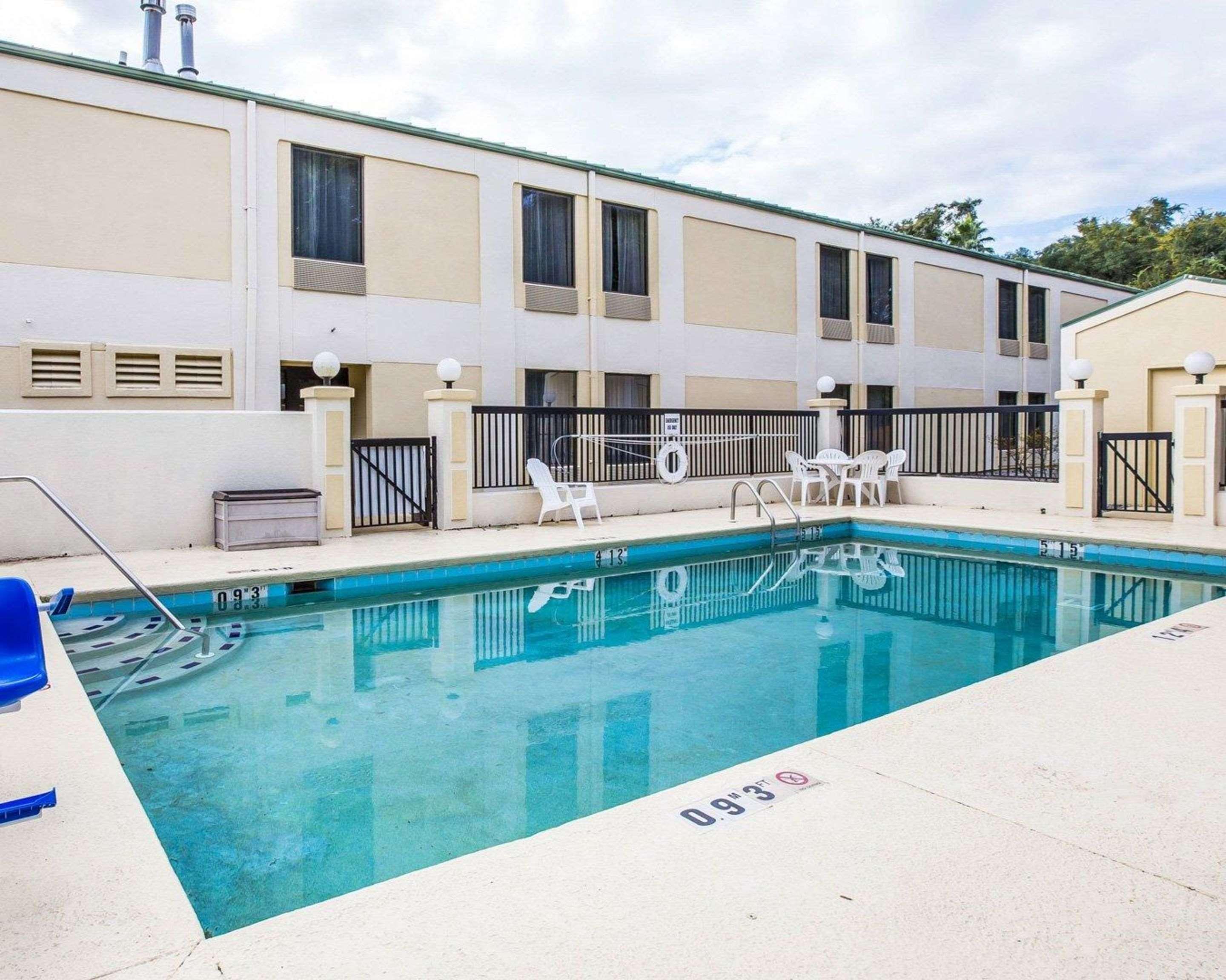 Quality Inn Darien-North Brunswick Dış mekan fotoğraf